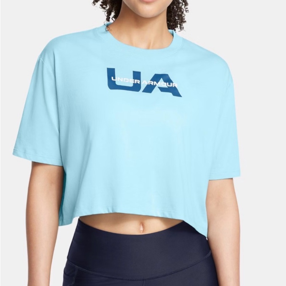 Under Armour Sky Blue Logo Crop Top NWT Activewear 🩵 Cute